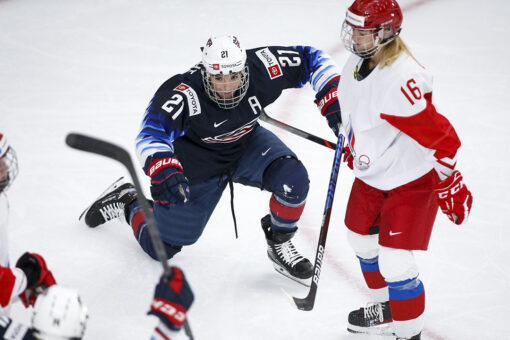Knight sets women’s world hockey scoring record in US win