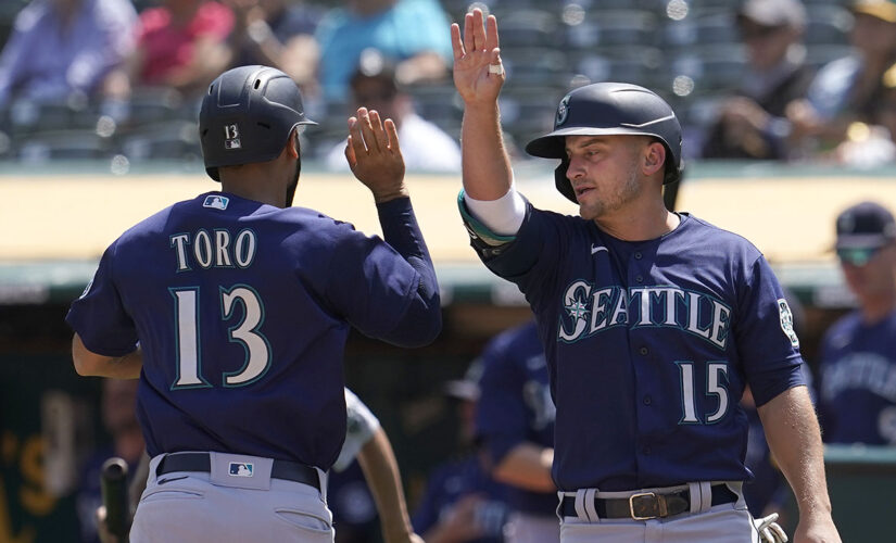 Torrens’ 2-run single helps Seattle sweep stumbling A’s