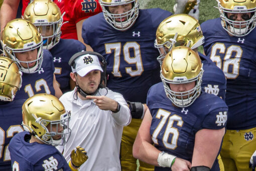 No. 9 Notre Dame out to score more points with new QB, line