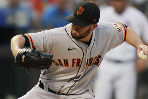 Giants’ Cueto out with cold, Wood tests positive for virus