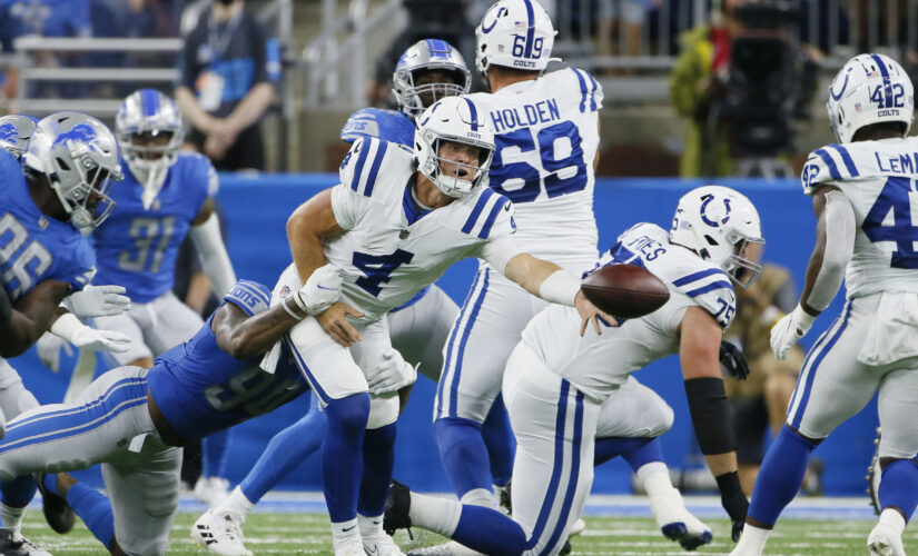 Colts beat Lions 27-17, but lose QB Sam Ehlinger to injury