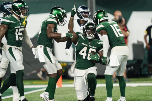 Hail Morgan! Jets rally to tie Eagles 31-31 as time expires