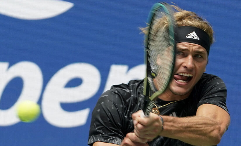 Olympic champ Zverev wins at US Open; Djokovic set to begin