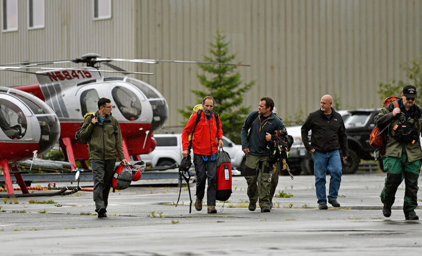 Alaska sightseeing plane crashes near Ketchikan; at least 6 dead, including pilot, Coast Guard says