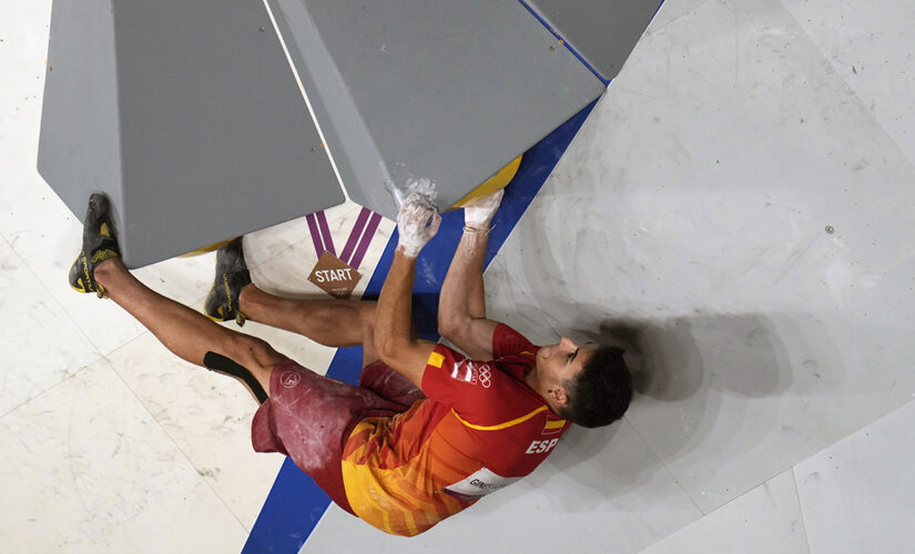 Spanish teenager Ginés Lopéz wins 1st Olympic climbing gold