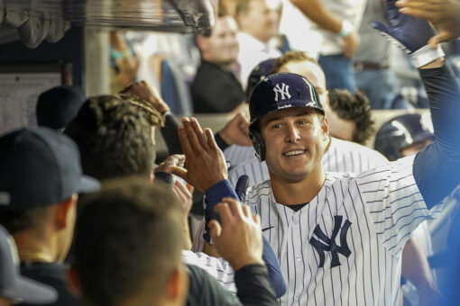 Rizzo delivers again for new team, Yankees rout Orioles 10-3