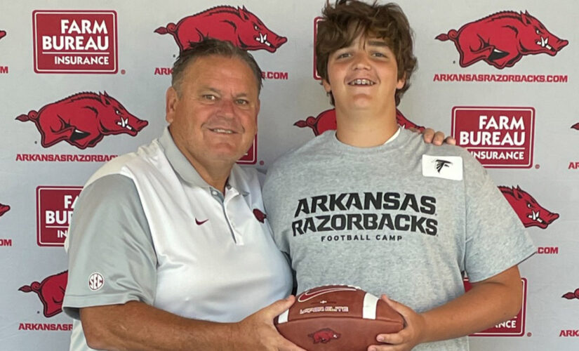 13-year-old college football hopeful hangs billboard to grab attention of Arkansas Razorbacks coach