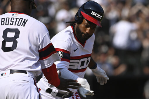 Goodwin homer in 9th gives White Sox 2-1 win over Indians