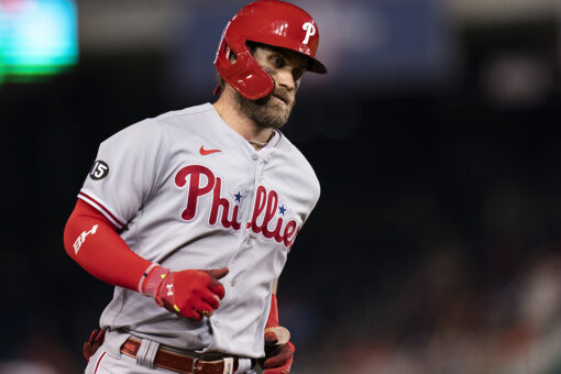 Harper’s home run helps Phillies to 5-4 win over Nationals