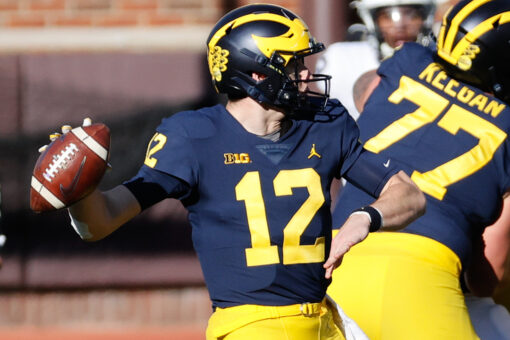 Michigan names starting quarterback ahead of 2021 opener