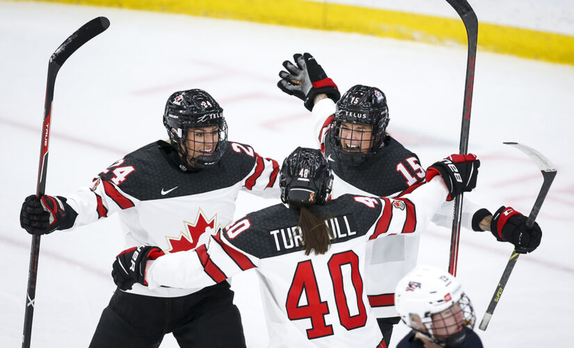 Canada beats US 5-1 in women’s world hockey championship