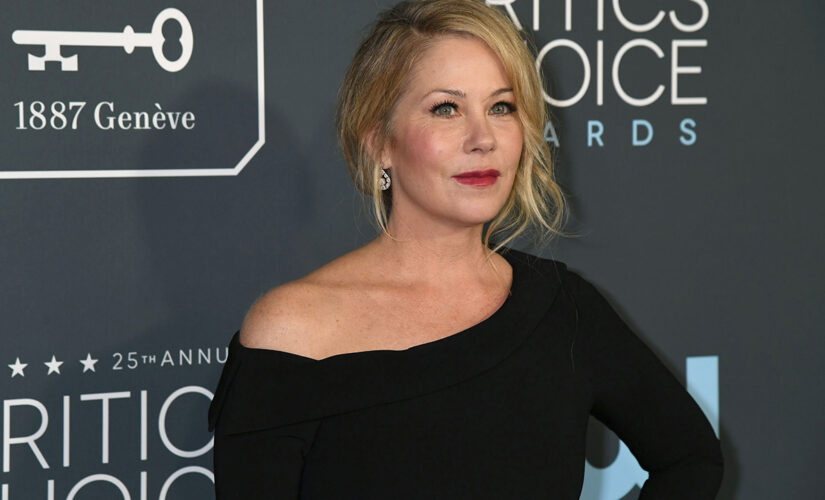 Christina Applegate reveals multiple sclerosis diagnosis