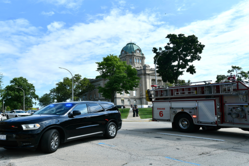 2 killed, 1 injured in Illinois courthouse shooting