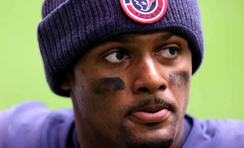 Deshaun Watson wants trade to Miami, but will accept Carolina