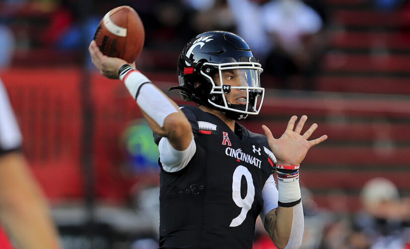 Ridder and No. 8 Cincinnati hope to crash playoff party