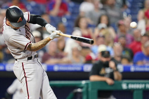 Diamondbacks a perfect 4-0 against Phillies after 8-7 win