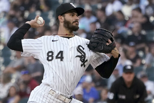 Cease blanks Royals for 6 innings, White Sox win 7-1