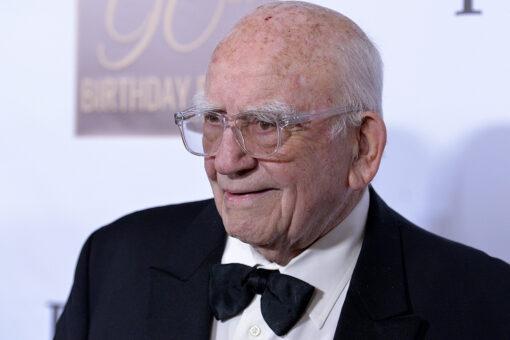 Celebrities pay tribute to Ed Asner following news of his death
