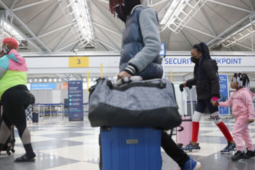 Severe storms prompt ground stop at Chicago’s O’Hare Airport, evacuation of control tower: report