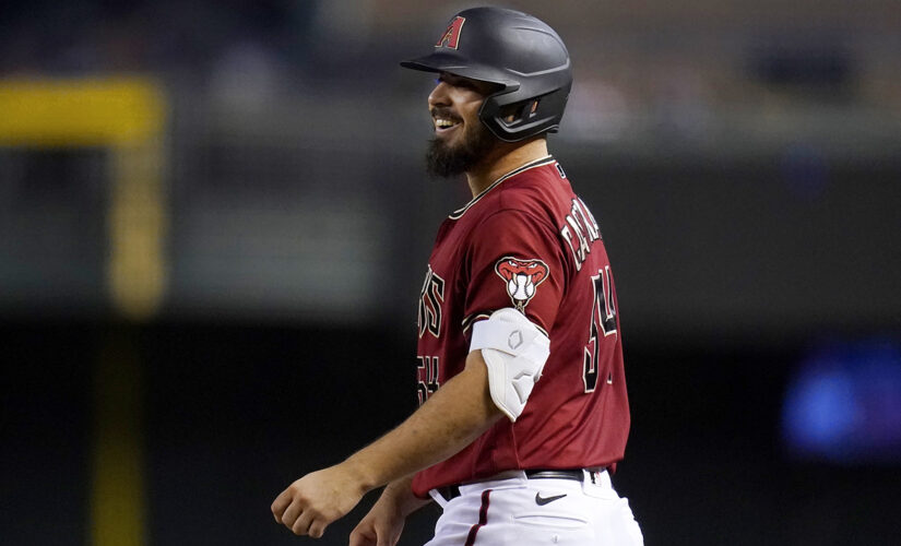 Castellanos leads D-backs to 4-2 win over slumping Phillies