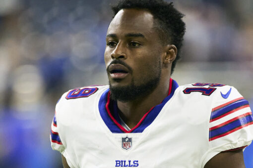 ​​​Bills’ Isaiah McKenzie gets vaccinated days after NFL fines him almost $15K for violating mask policy