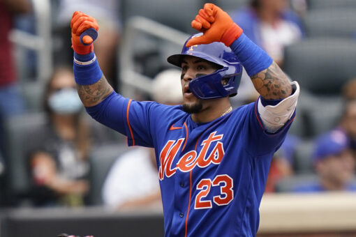 Javy Baez, Francisco Lindor attempt to save face with Mets fans before doubleheader