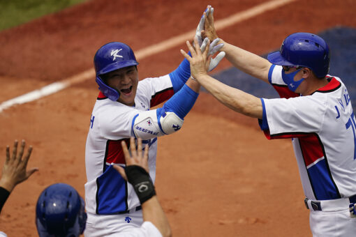 South Korea tops Israel 11-1, ending against winery director