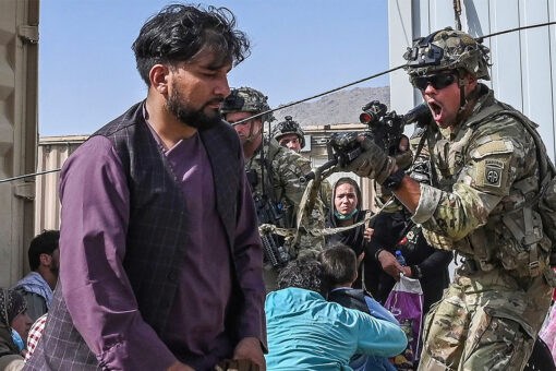 New Afghanistan photos show US troops on the ground working to evacuate thousands of Americans
