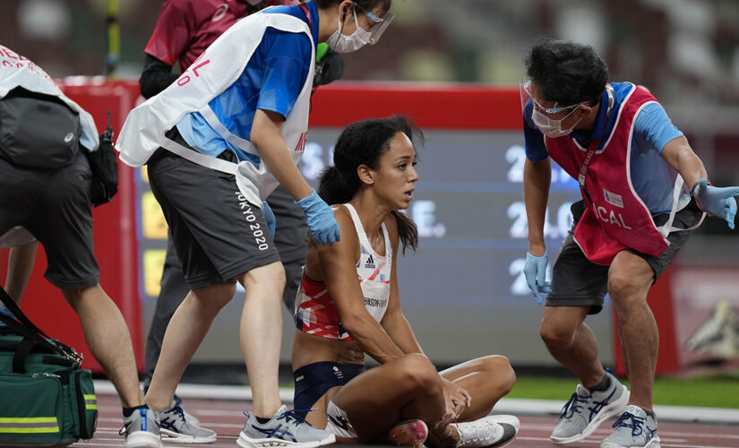 Britain Olympian Katarina Johnson-Thompson suffers injury during heptathlon, waves off assistance to finish