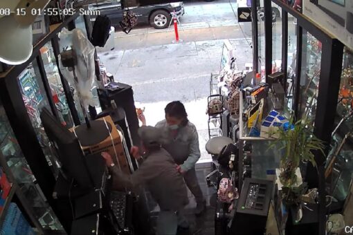 Downtown Los Angeles stabbing caught on video, police looking for suspect