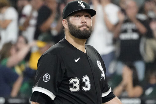 White Sox’s Lance Lynn ejected for tossing belt at ump: ‘Obviously, I hurt his feelings’