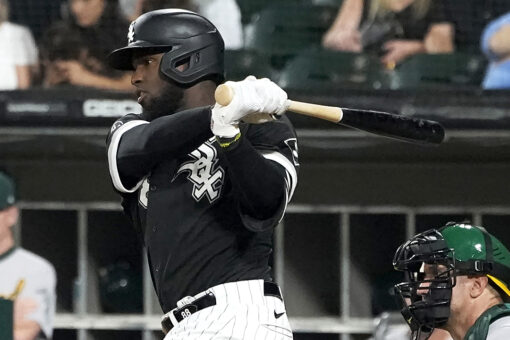Robert has 3 hits, 2 RBIs to lead White Sox past A’s 3-2