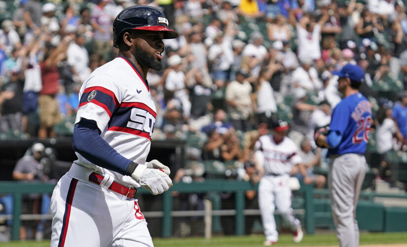 Luis Robert homers twice as White Sox pound Cubs 13-1