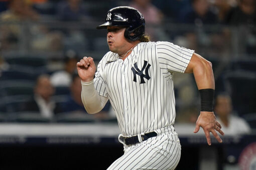 Voit’s double lifts surging Yanks to 7-5 win over Twins