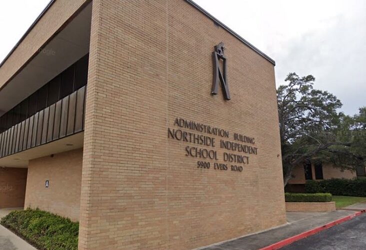 Woman carried by cops while seated from Texas school board meeting for refusing to wear mask, district says