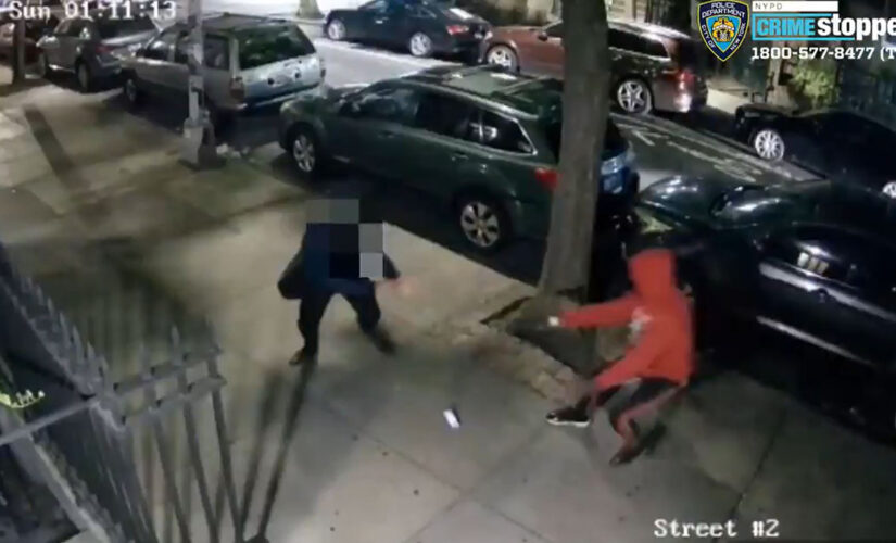 NYC man robbed at gunpoint in Manhattan and shot on sidewalk, shocking video shows