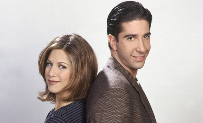 ‘Friends’ stars Jennifer Aniston, David Schwimmer dating months after admitting ‘crush’ on each other: report
