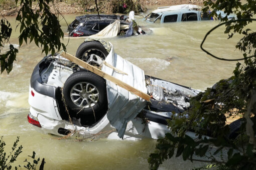 Tennessee flooding brought heroism as well as tragedy, reports say