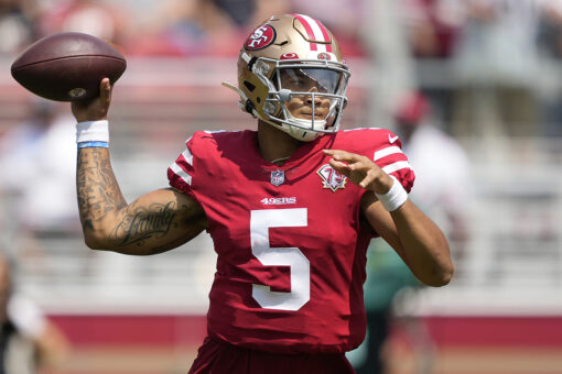 49ers use QB platoon to beat Raiders 34-10