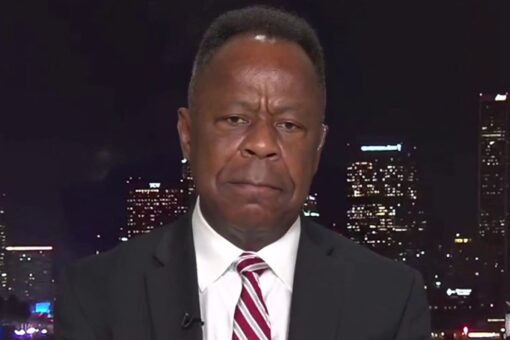 Leo Terrell slams Oregon governor’s ‘insulting’ education policy: Progressive left is ‘dumbing down kids’