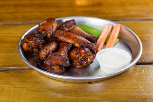 Crispy smoked chicken wings straight out of Nashville: Try the recipe