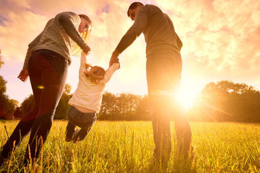 4 tips on raising confident children: parenting experts