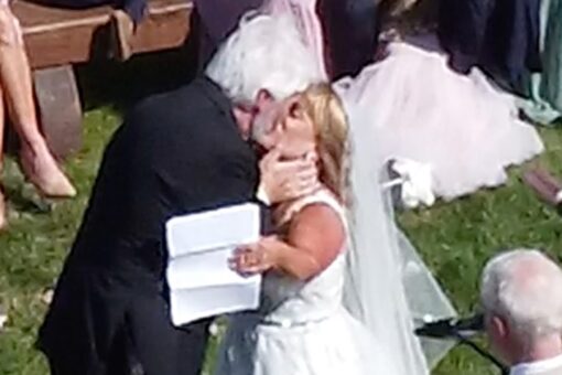 ‘Little People Big World’ star Amy Roloff marries Chris Marek in beautiful outdoor ceremony