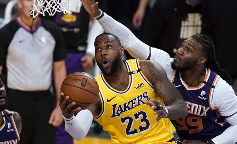 Lakers’ LeBron James has message for haters: ‘Do me one favor PLEASE!!!!’