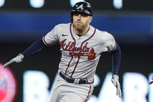 Freeman hits for 2nd career cycle, Braves sweep Marlins