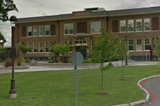 Washington school district halts program requiring athletes wear COVID tracking monitors