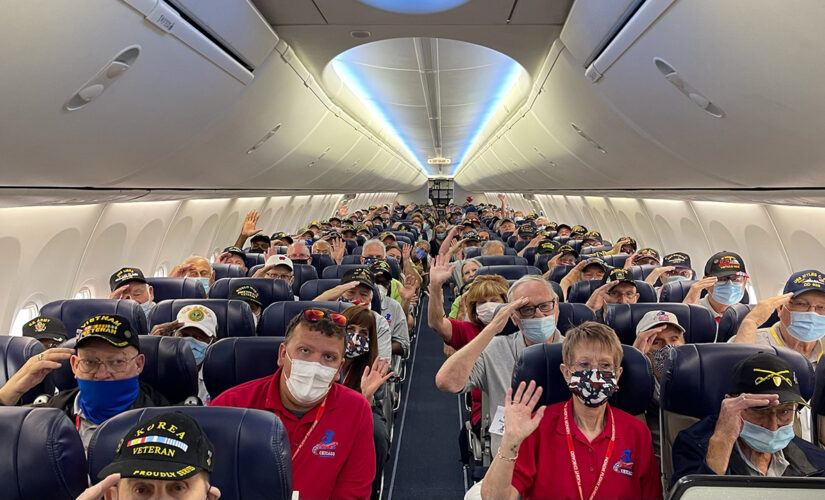 More than 100 senior veterans fly to Washington, DC to visit memorials built in their honor