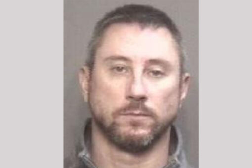 Missouri manhunt underway for boyfriend accused of killing teacher, daughter, 11