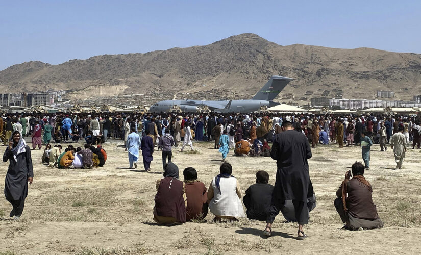 Canada halts Afghanistan evacuations as deadline looms