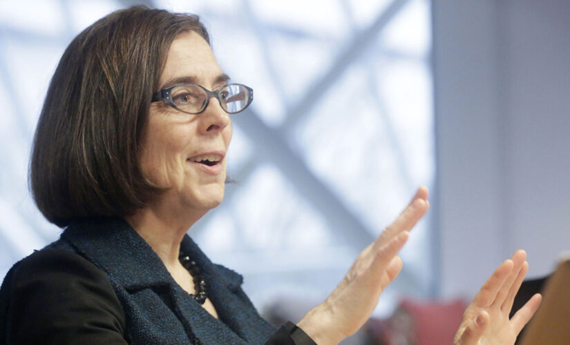 Oregon reinstates indoor mask mandate, will require some state employees to get vaccinated